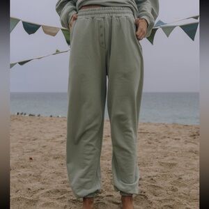 NWT Daily Drills Joggers